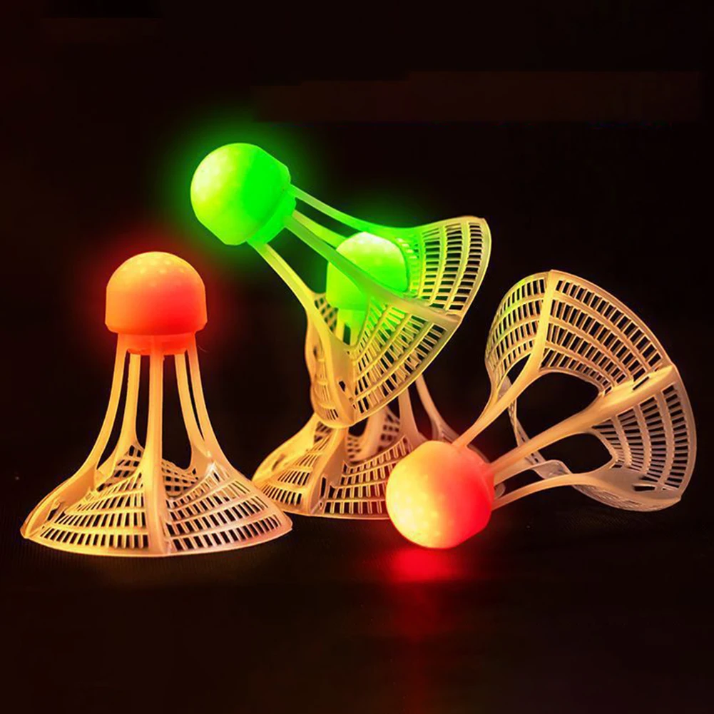 Świecący w ciemności, wiatrood – Badminton Nylon Shuttlecock recenzja i cena